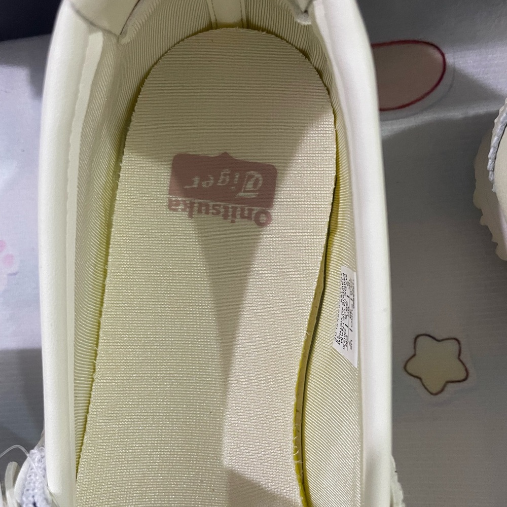 Onitsuka Tiger by Asics Double-Strap Mary Jane Shoes Cream - Picture 3 of 12